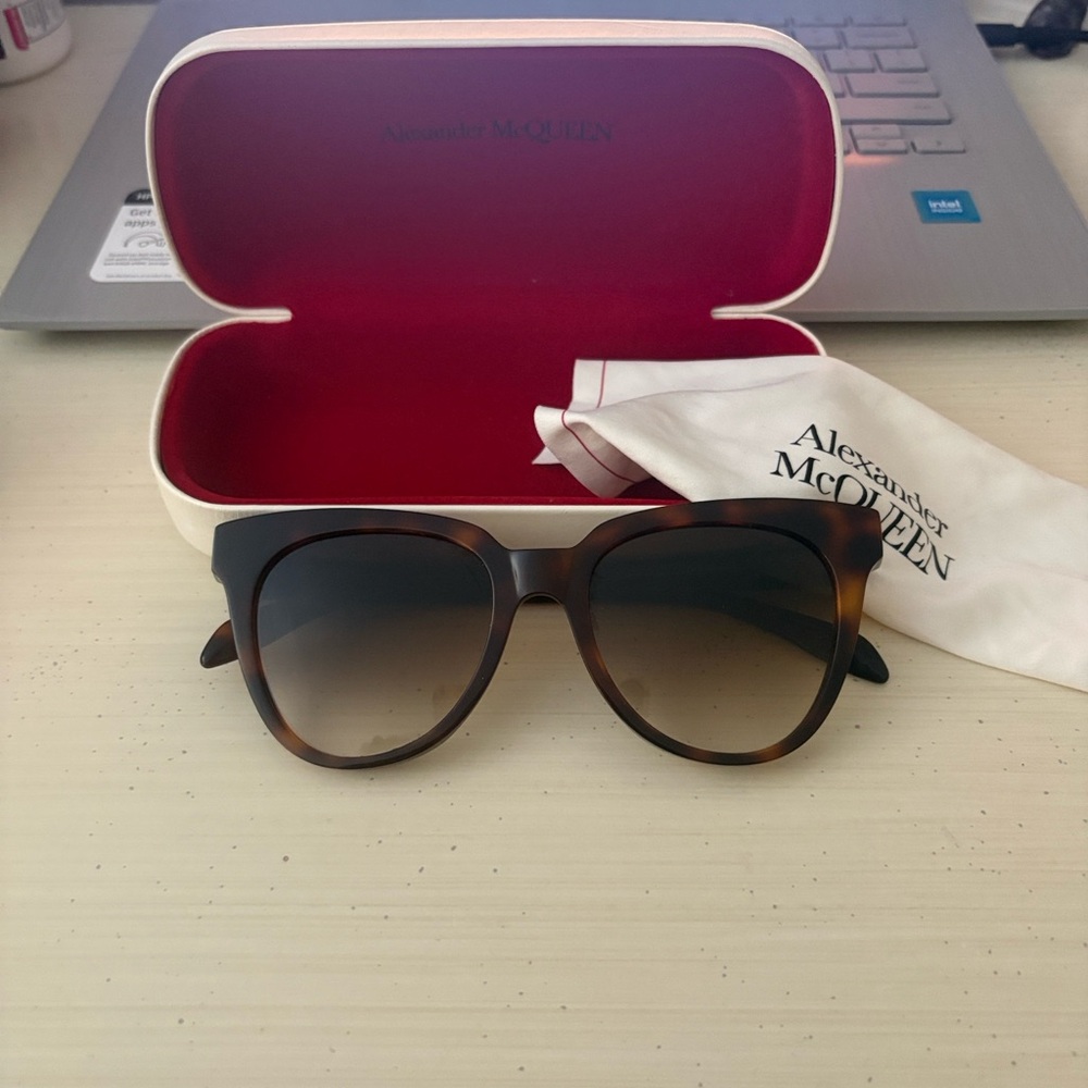 Alexander McQueen Tortoiseshell Sunglasses - Brown Gradient